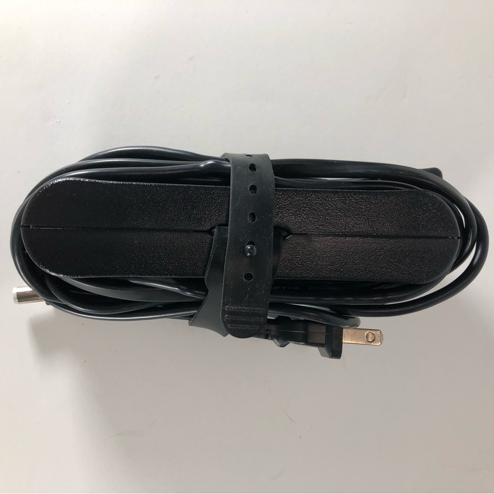 Dell AC Adapter - Picture 3 of 4
